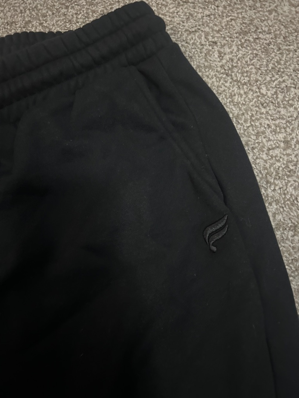 Black Hoodie and Sweatpants Set - Picture 3 of 3